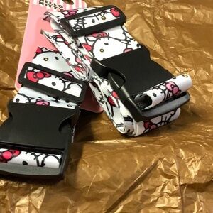 Hello Kitty, luggage straps